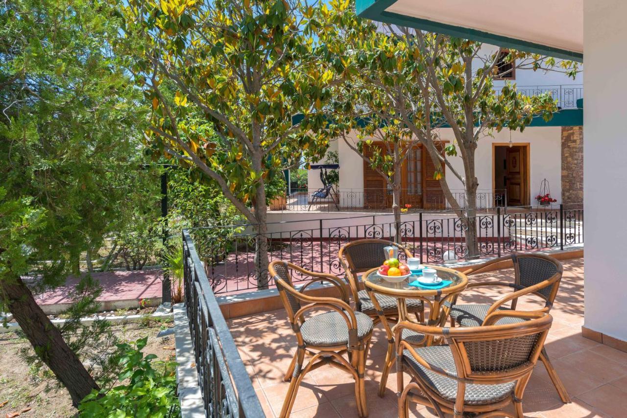 Villas Marianna Kalavárda Екстериор снимка